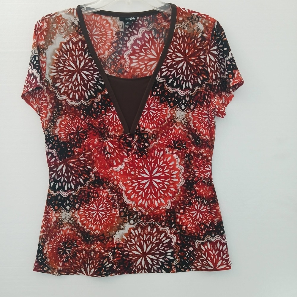 East 5th Women Top Sz M Short Sleeve Red And Brown Mandela Pattern Y2K V...